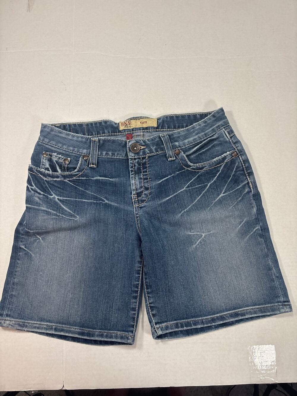 BKE Denim Kate Stretch Shorts - Stylish & Comfy Size 29